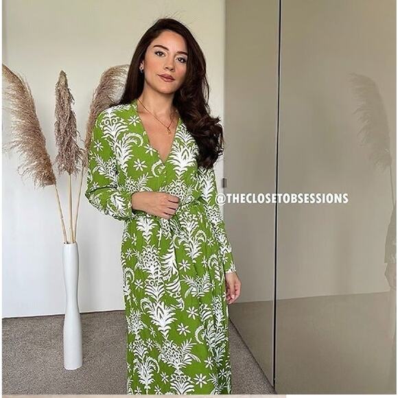 ZARA BLOGGER FAVE!!! Printed Long Dress NWT - Picture 9 of 16